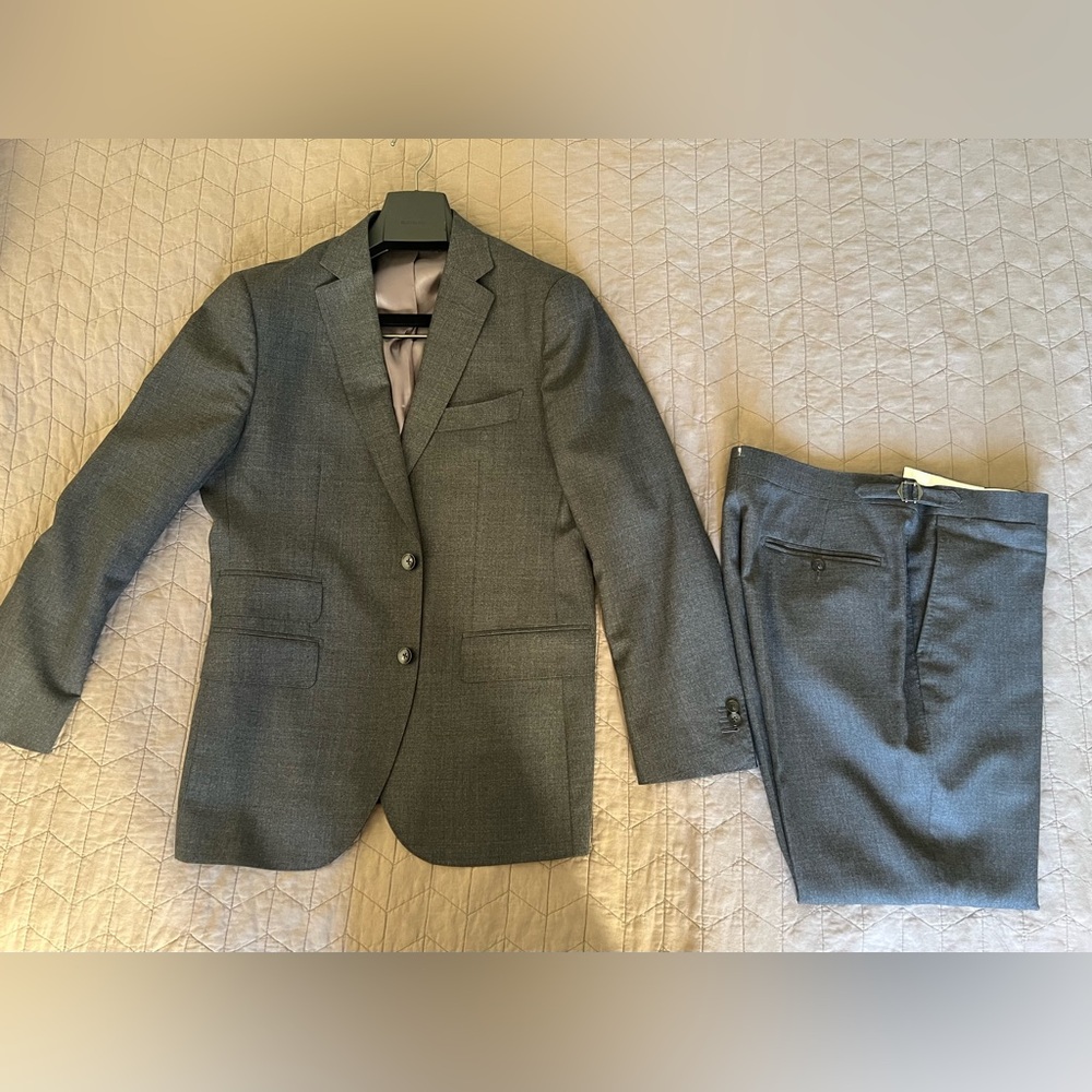 SuitSupply Tropical Wool Charcoal Grey Suit